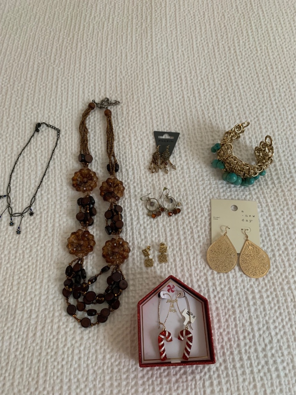 Accessories - Picture 2 of 11